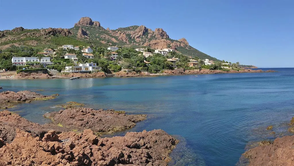 Hotel Et Appart Hotel Les Flots Bleus Saint-Raphael  Aparthotel Saint-Raphael (Var)