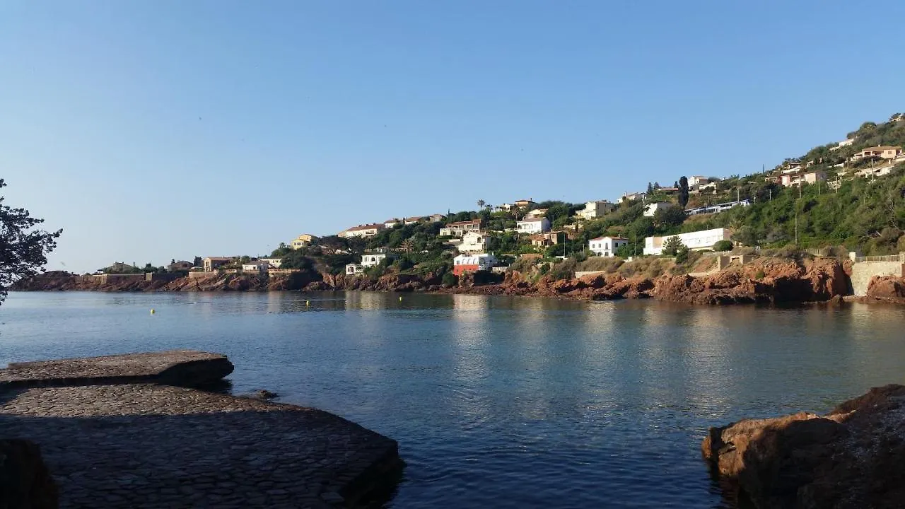 Hotel Et Appart Hotel Les Flots Bleus Saint-Raphael  Aparthotel Saint-Raphael (Var)