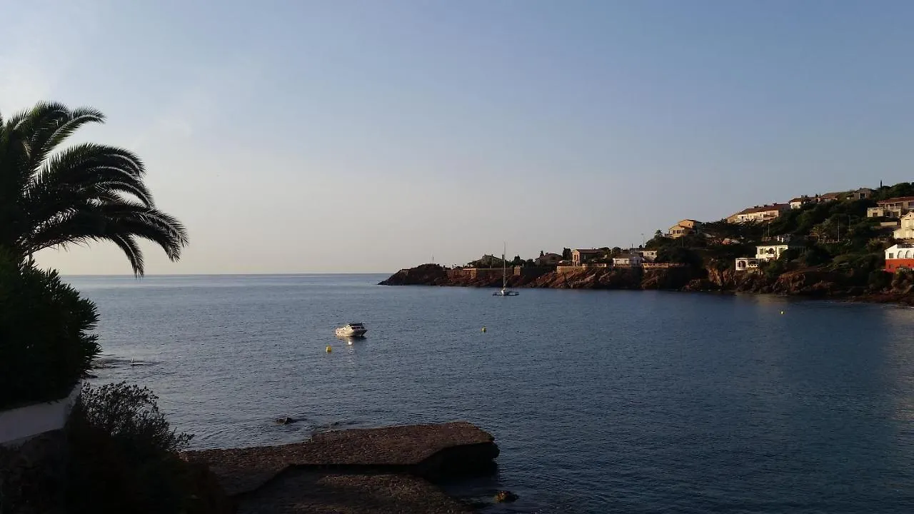 Hotel Et Appart Hotel Les Flots Bleus Saint-Raphael  4*, Saint-Raphael (Var) France