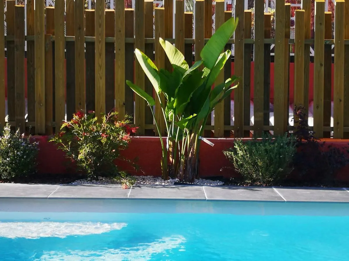 Hotel Et Appart Hotel Les Flots Bleus Saint-Raphael  Aparthotel Saint-Raphael (Var)