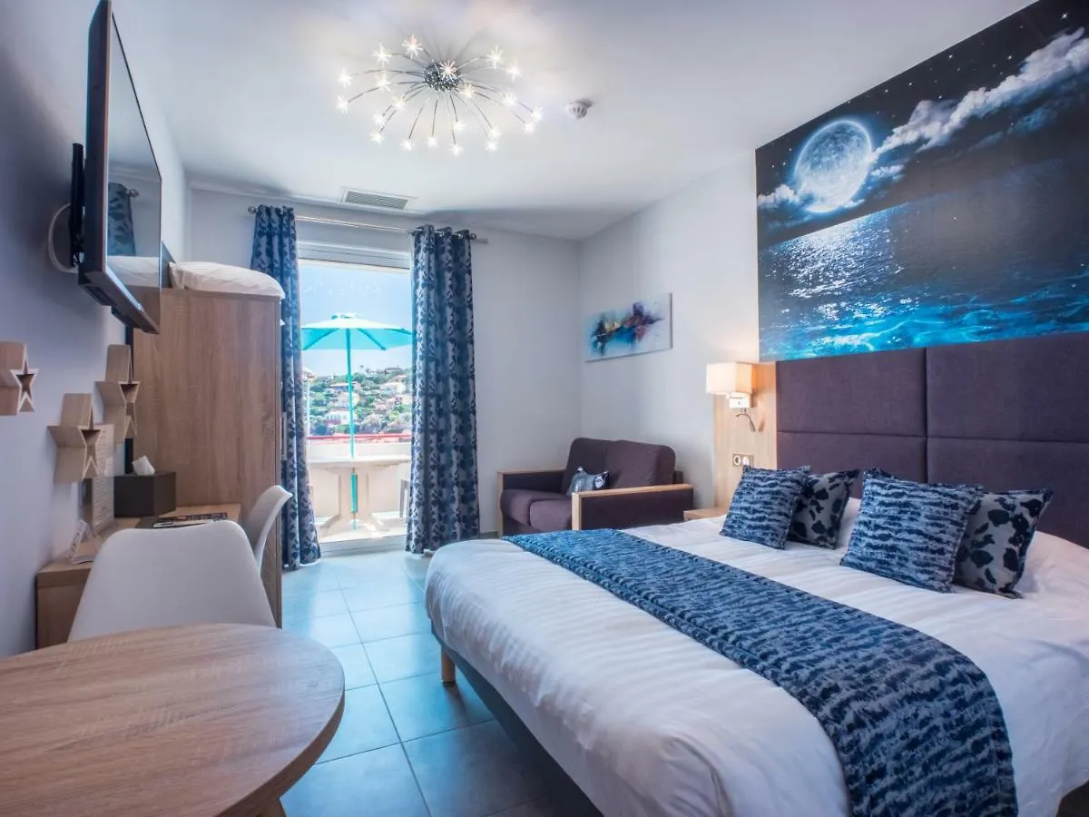 Hotel Et Appart Hotel Les Flots Bleus Saint-Raphael