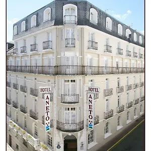 Aneto 3*, Lourdes Francia